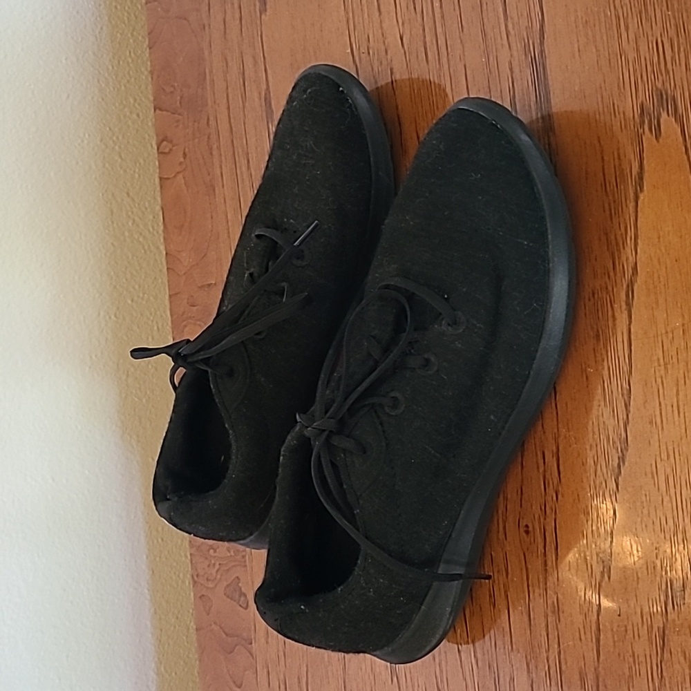 Merino's Black Wool Size 10 Machine Washable Lace-up Sneakers